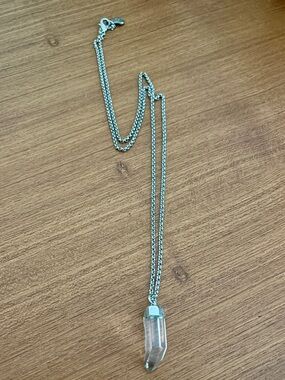 Yochi NY silver quartz pendant necklace